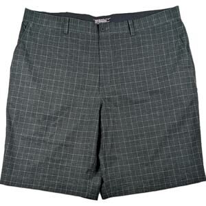 Nike Golf Men's Gray Plaid Dri-Fit Shorts Size 40